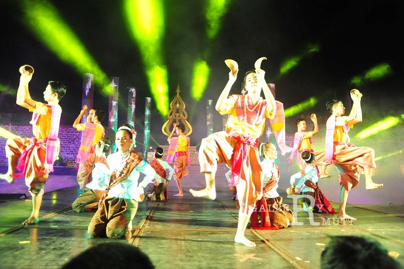 20151125-Loy Kratong_126.JPG